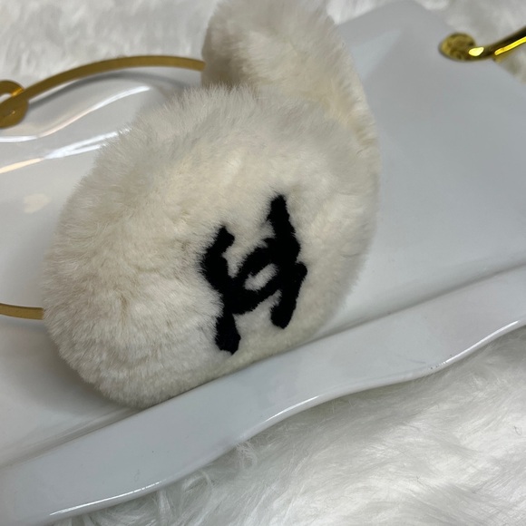 CHANEL VINTAGE  Black and White Fur Earmuffs - Picture 6 of 8